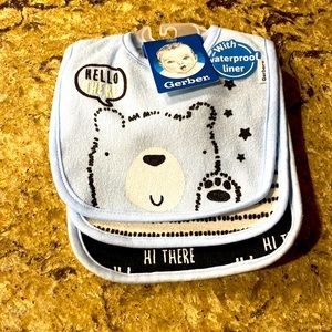 Pack of 3 bibs